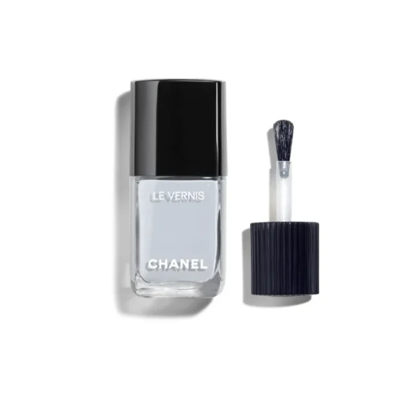 CHANEL Le Vernis Nail Colour - Fredrik & Louisa