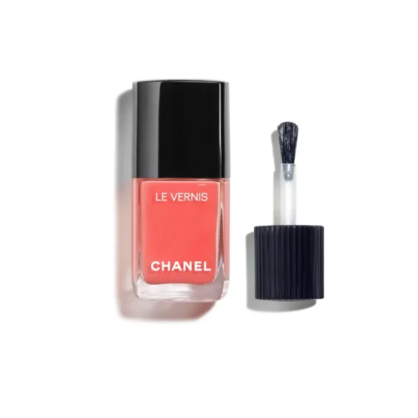CHANEL Le Vernis Nail Colour - Fredrik & Louisa
