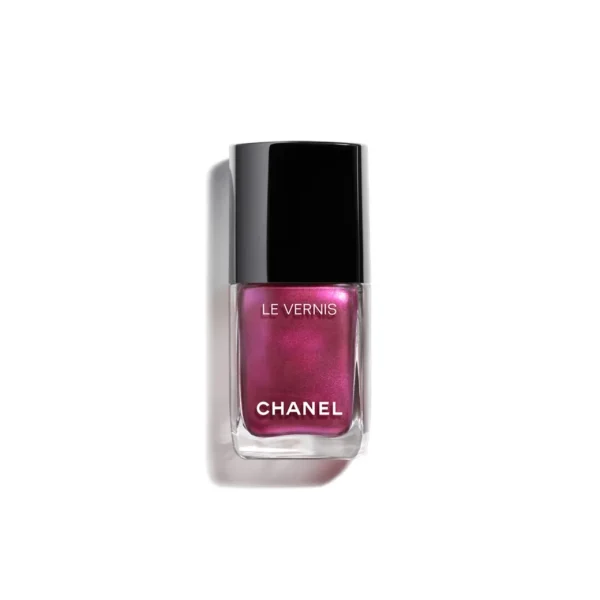 CHANEL Le Vernis Nail Colour - Fredrik & Louisa
