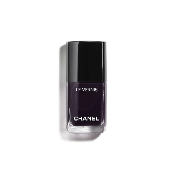 CHANEL Le Vernis Nail Colour - Fredrik & Louisa