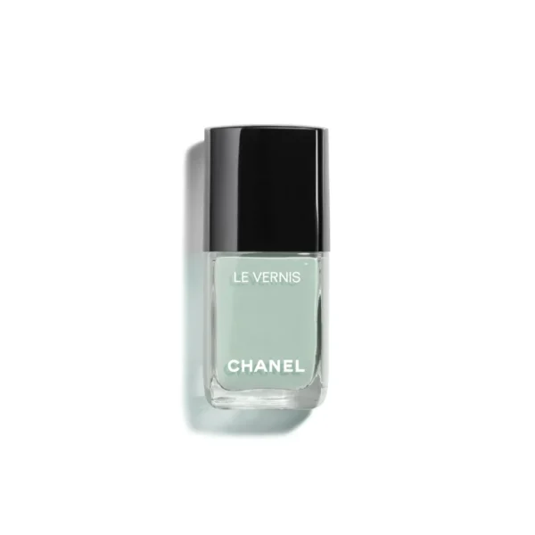 CHANEL Le Vernis Nail Colour - Fredrik & Louisa