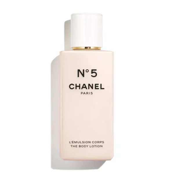 CHANEL N°5 The Body Lotion - Fredrik & Louisa