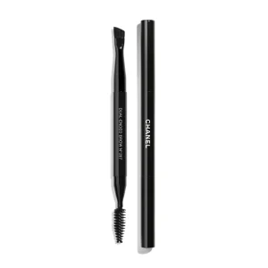 CHANEL Pinceau Duo Sourcils N°207 Dual-ended Brow Brush: Grooms And Redefines - Fredrik & Louisa