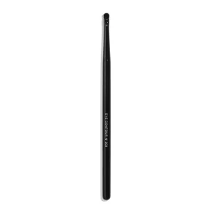 CHANEL Pinceau Ombreur Contour N°203 Eye-contouring Brush - Fredrik & Louisa