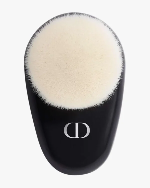 Dior Backstage Face Brush N°18 Multi-Use Complexion Brush