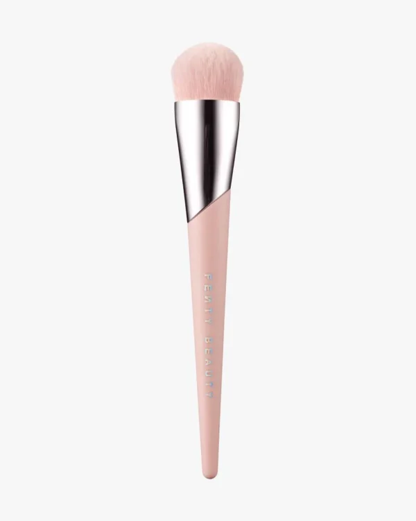 Full-Bodied Foundation Brush 110