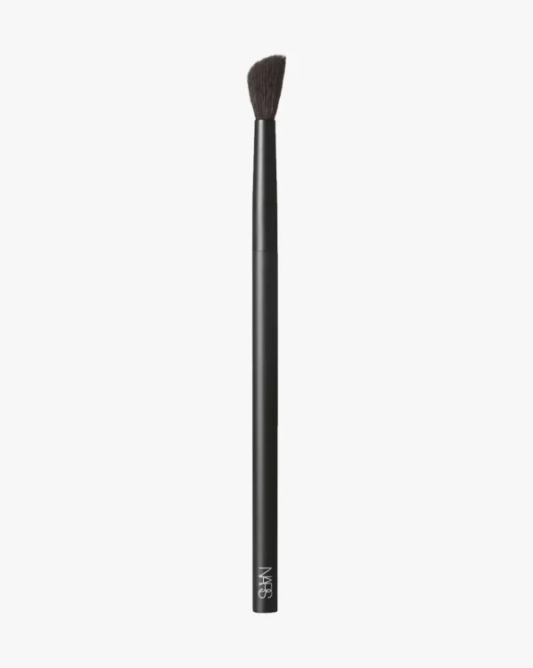#10 Radiant Creamy Concealer Brush